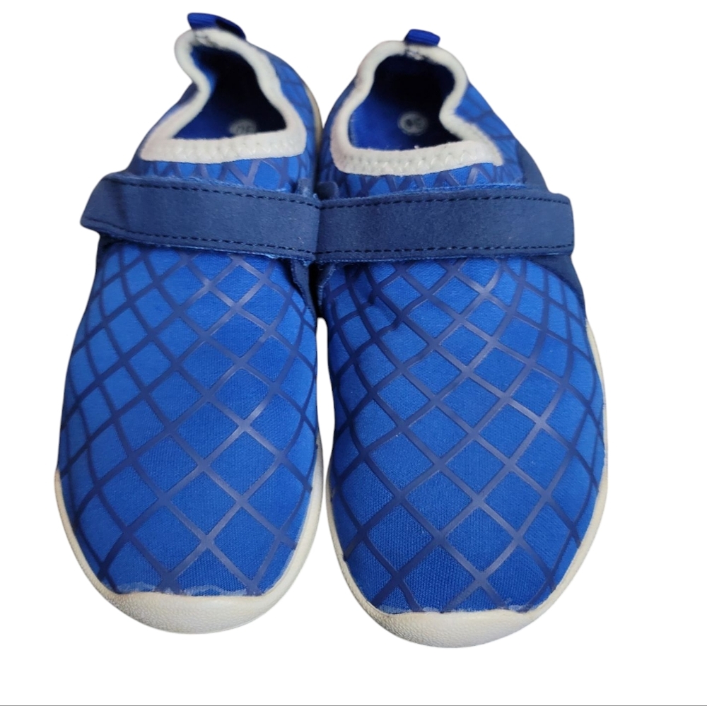 🏊🏿‍♂️Boys Size 30 Water Shoes🏊🏾‍♂️